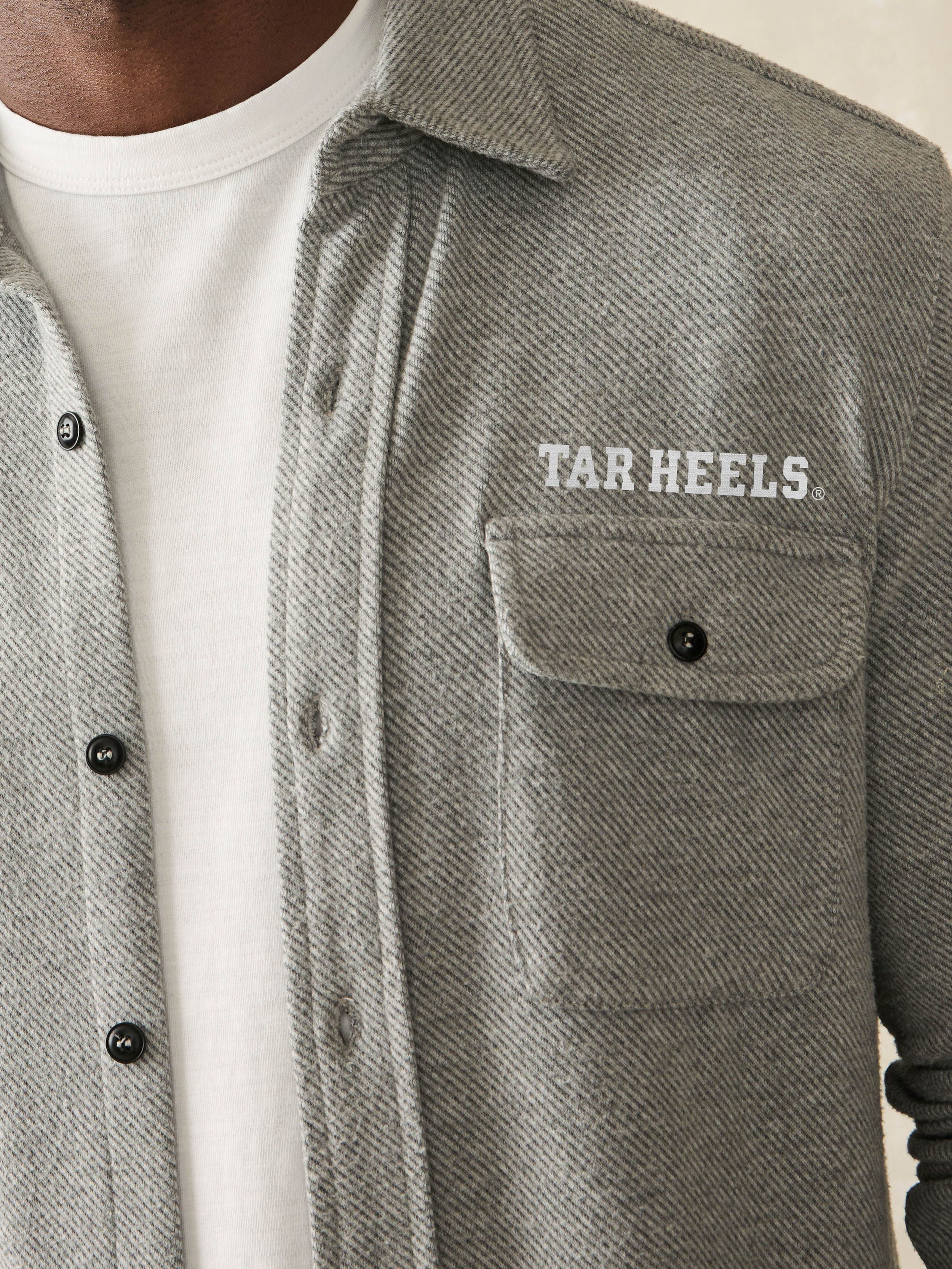 University of North Carolina Legend™ Sweater Shirt - Fossil Grey Twill