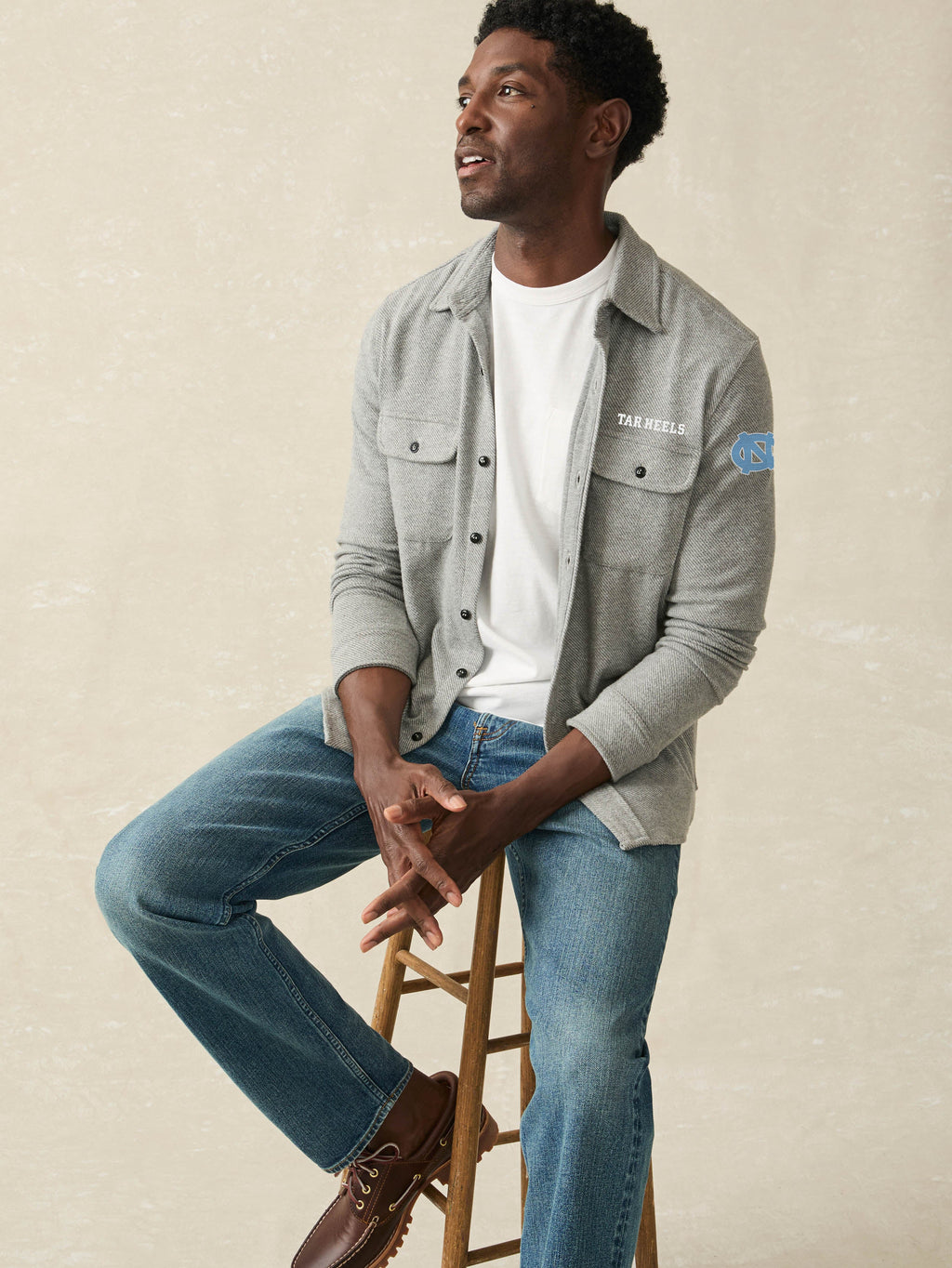 University of North Carolina Legend™ Sweater Shirt - Fossil Grey Twill